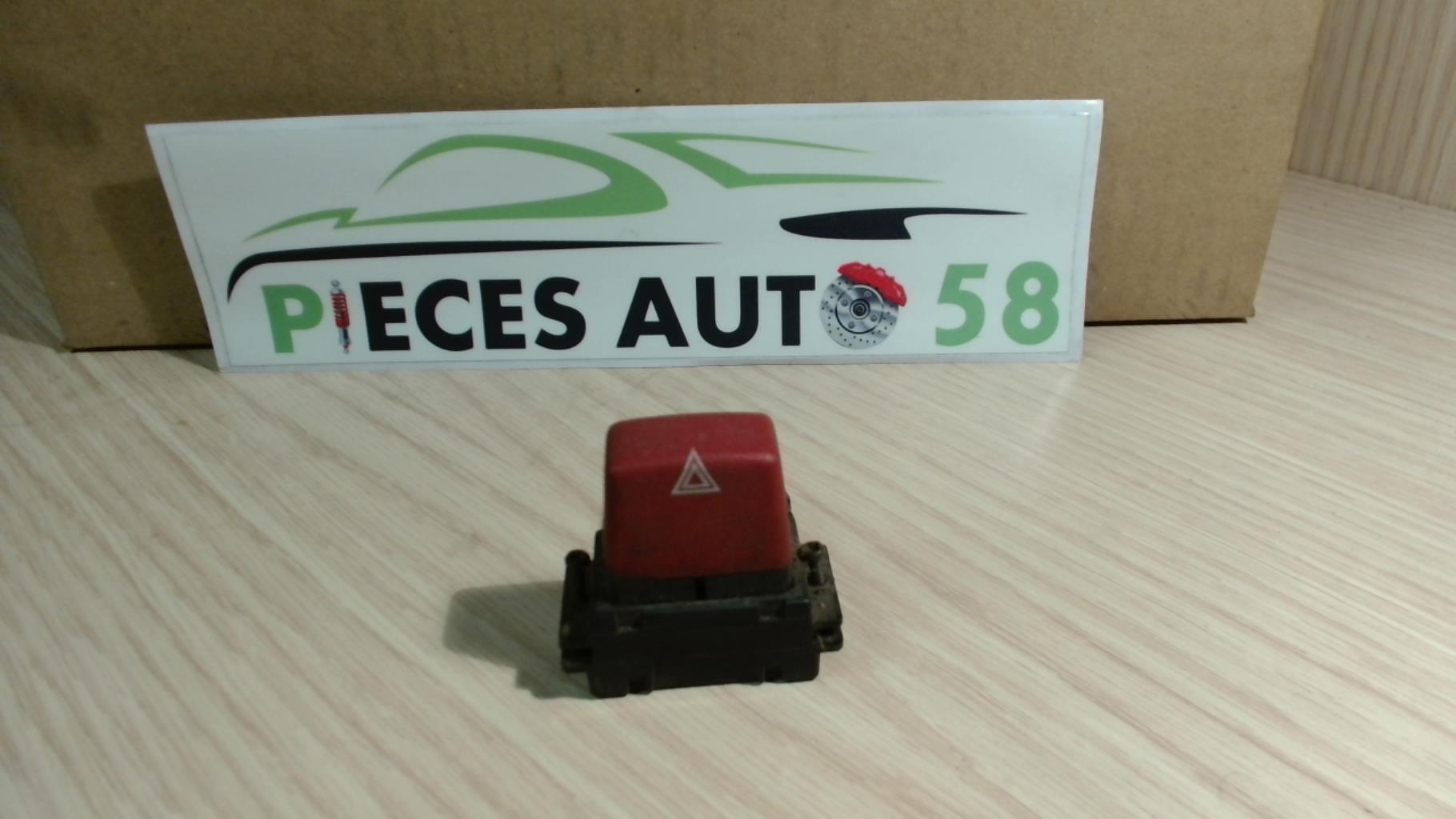 Bouton de warning RENAULT SAFRANE  - 1