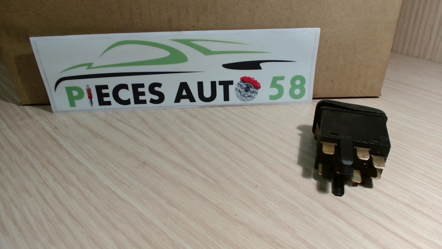Bouton de warning VOLKSWAGEN POLO 3  - 1