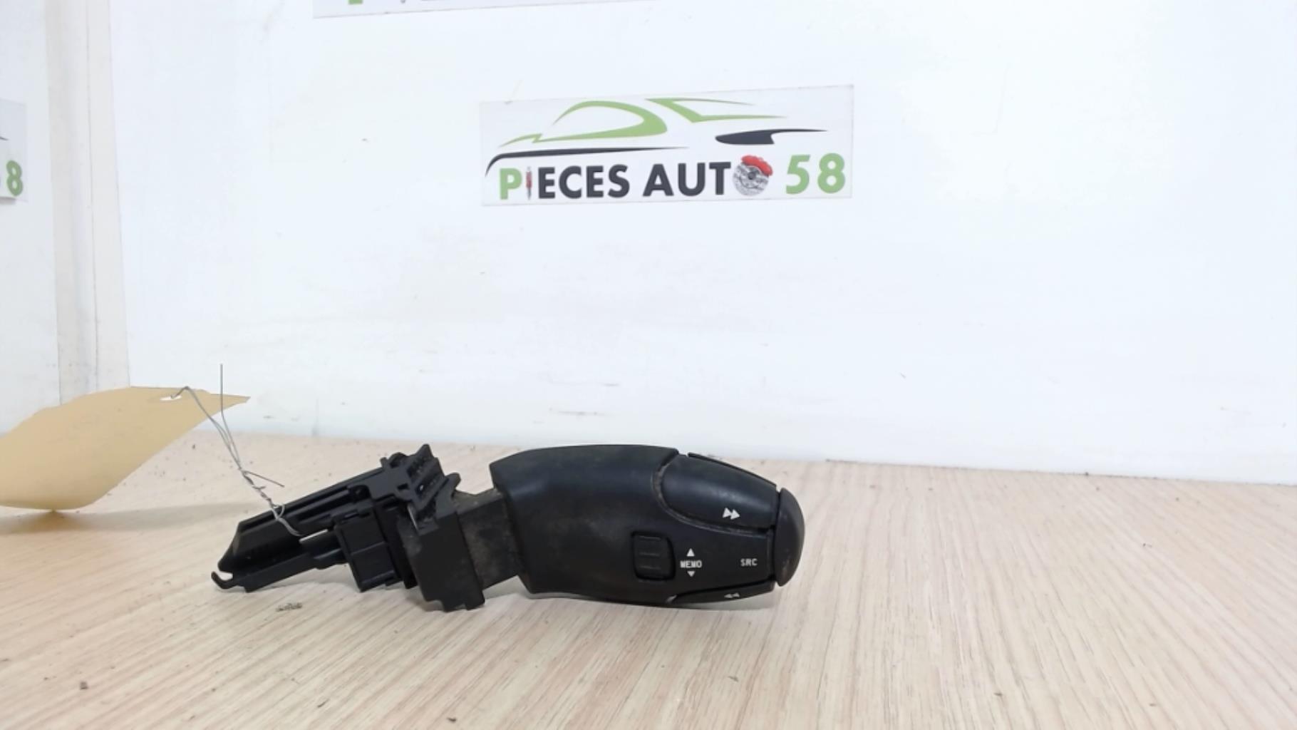 Commande autoradio PEUGEOT 307  - 1