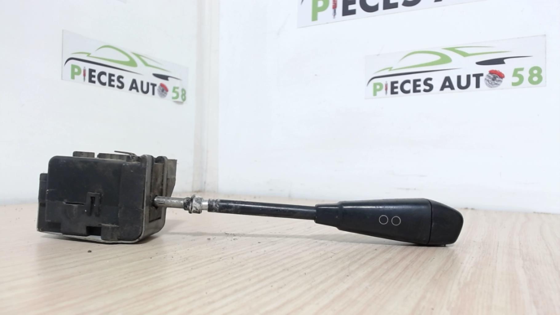 Commodo d'essuie glaces PEUGEOT 305  - 1