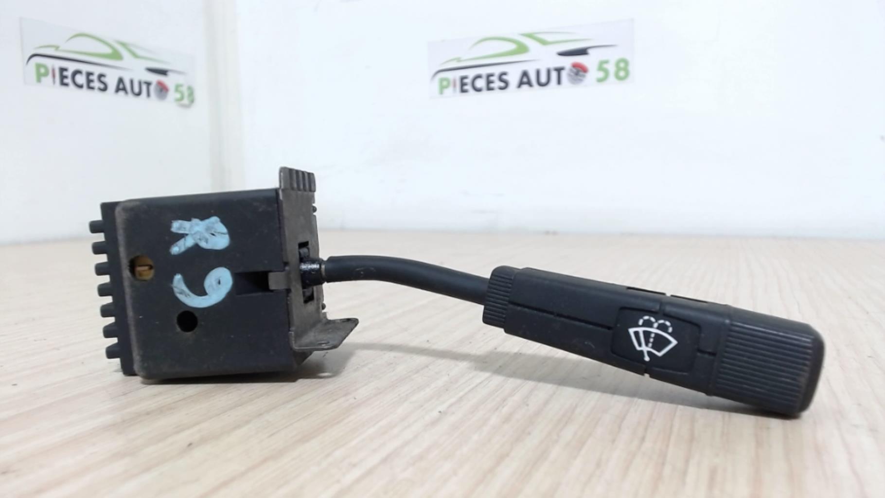 Commodo d'essuie glaces RENAULT R9  - 1