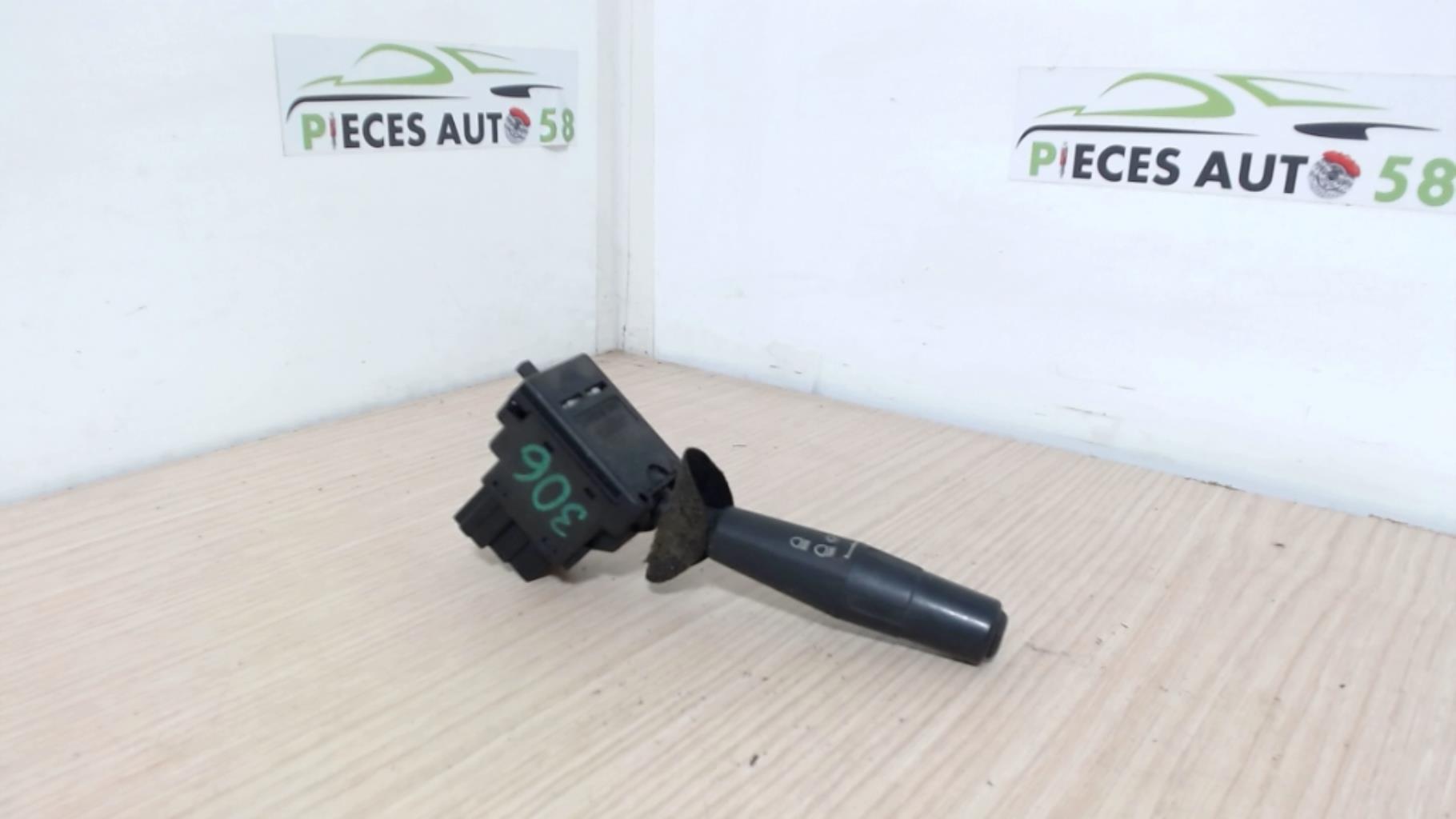 Commodo phare PEUGEOT 306  - 1