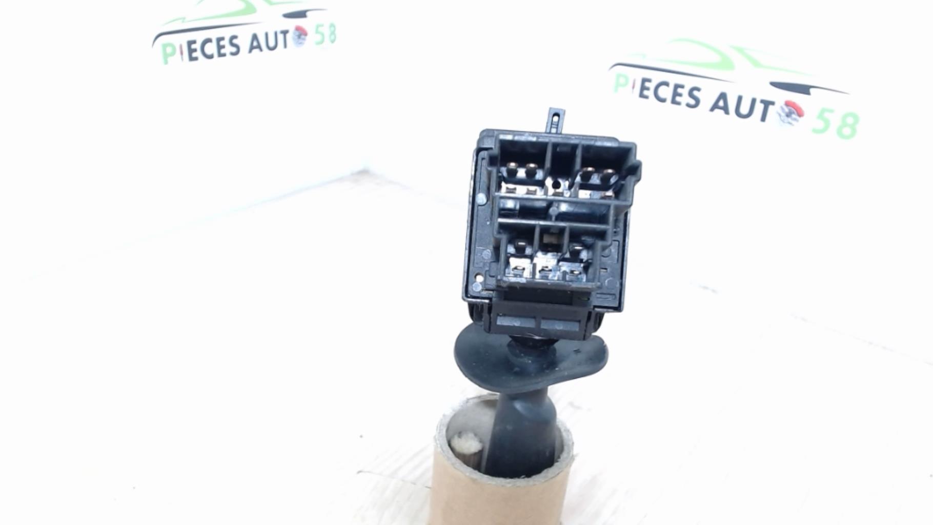 Commodo phare PEUGEOT 405  - 1