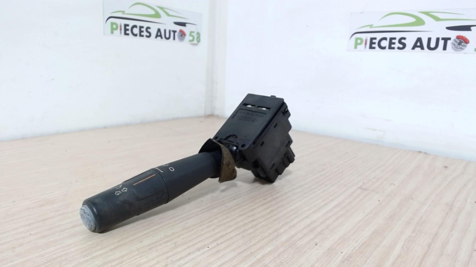 Commodo phare PEUGEOT 1.1I 60 8V Essence - 1