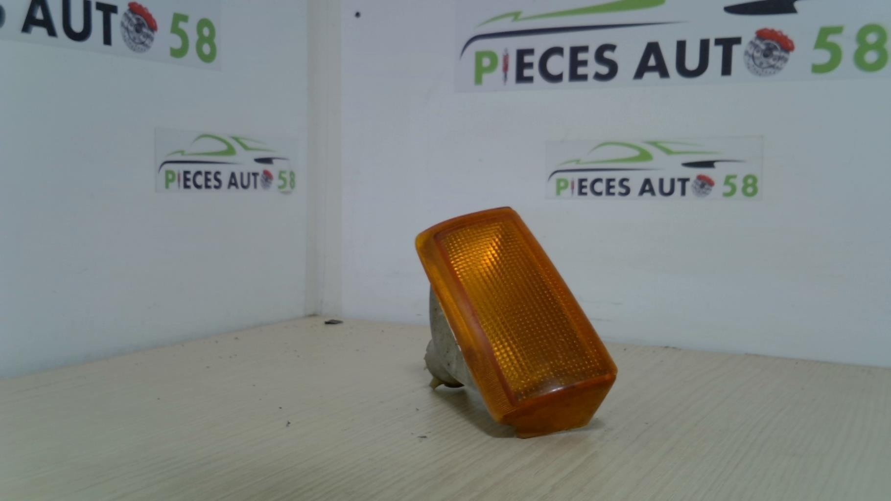 Optique avant secondaire droit (feux)(clignotant) OPEL CORSA A  - 1