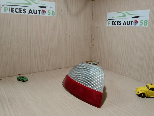 Feu de recul FORD FOCUS 2 PHASE 1 Diesel - 1
