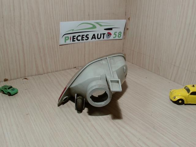 Feu de recul FORD FOCUS 2  - 1