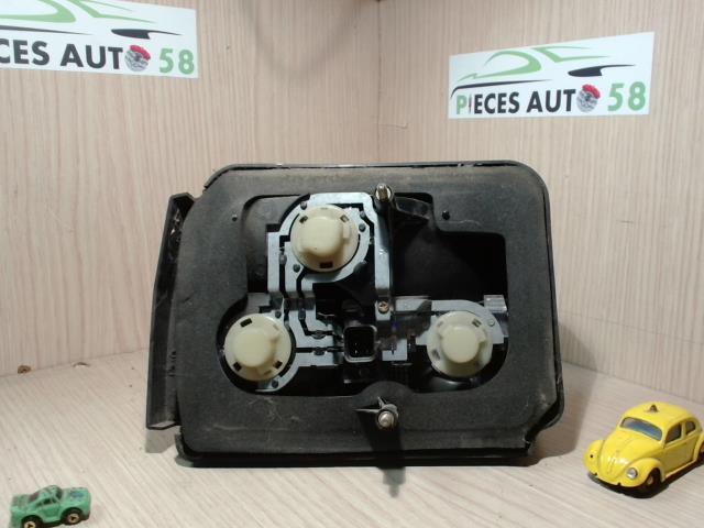 Feu arriere principal droit (feux) ROVER 100  - 1