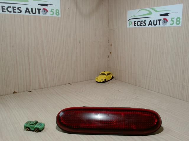 Feu arriere stop central RENAULT CLIO 1 PHASE 2 Diesel - 1