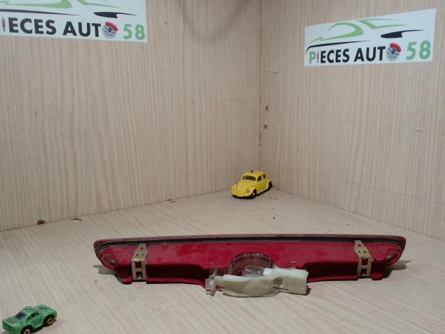 Feu arriere stop central RENAULT LAGUNA 2 PHASE 1 Essence - 1