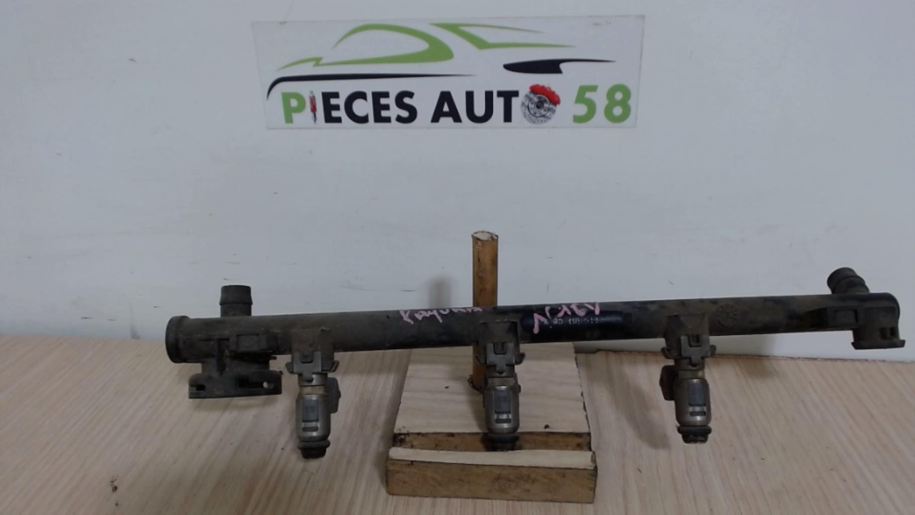 Rampe injection RENAULT LAGUNA 1 Essence - 1