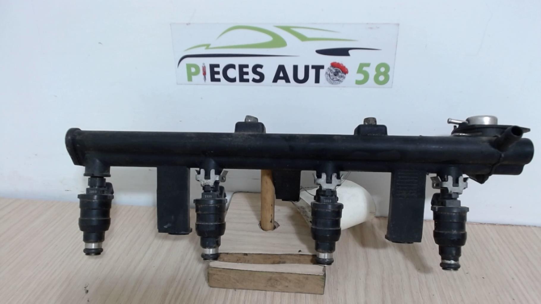 Rampe injection PEUGEOT 306 PHASE 2 Essence - 1