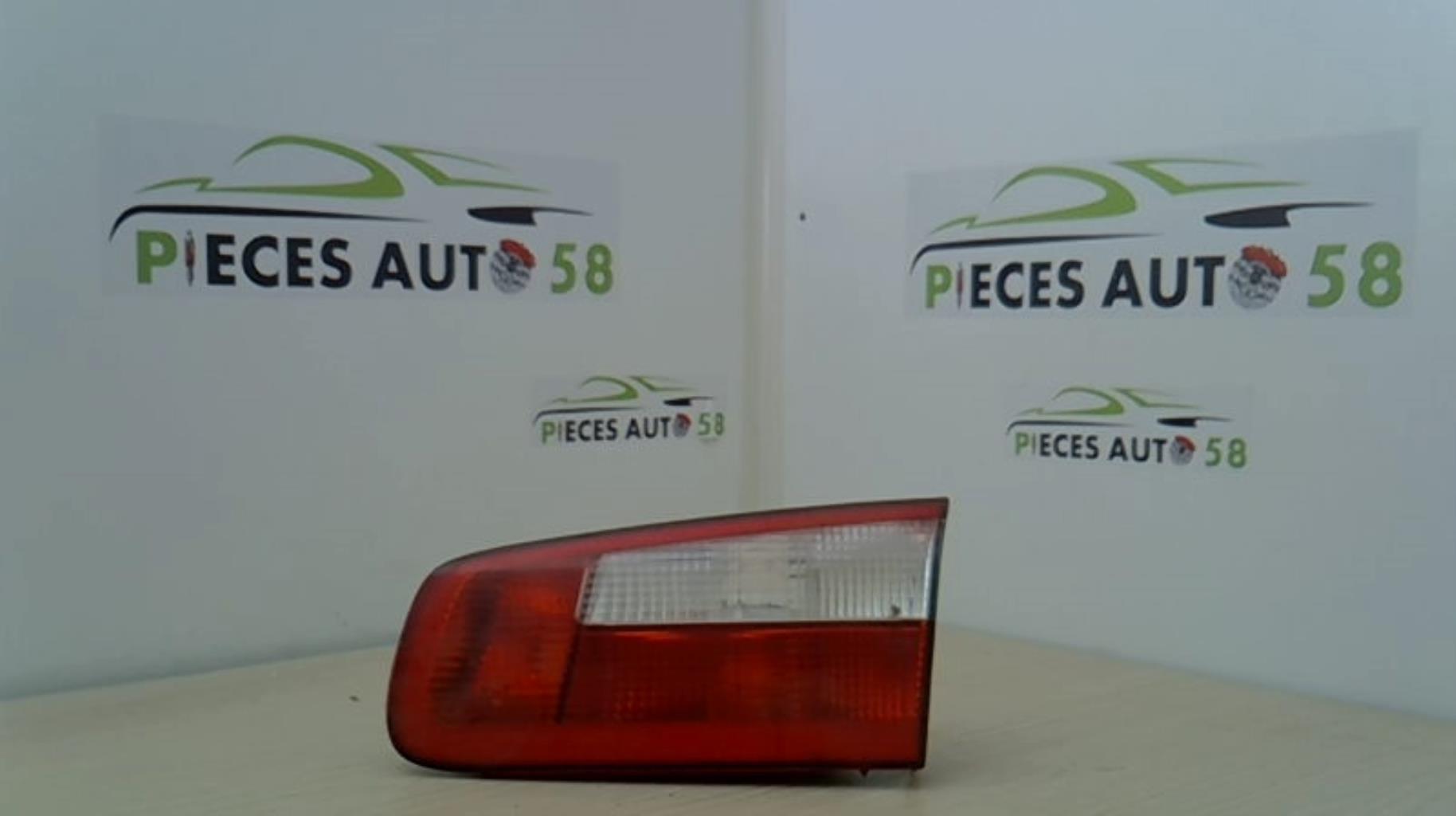 Feu arriere secondaire droit (feux) RENAULT LAGUNA 2 PHASE 1 Diesel - 1