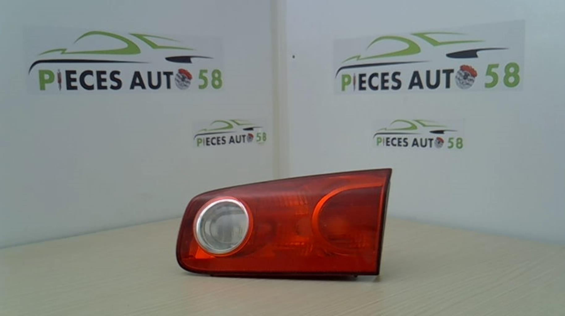 Feu arriere secondaire droit (feux) RENAULT LAGUNA 2 PHASE 2 Essence - 1