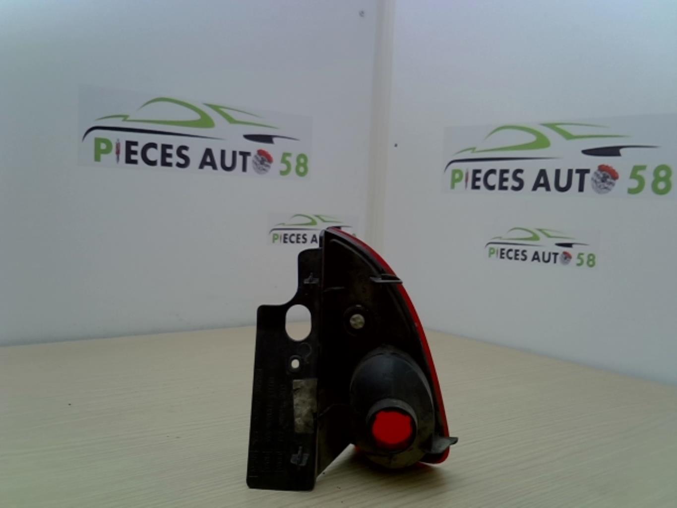 Anti brouillard arriere droit RENAULT ESPACE 4 PHASE 1 Diesel - 1
