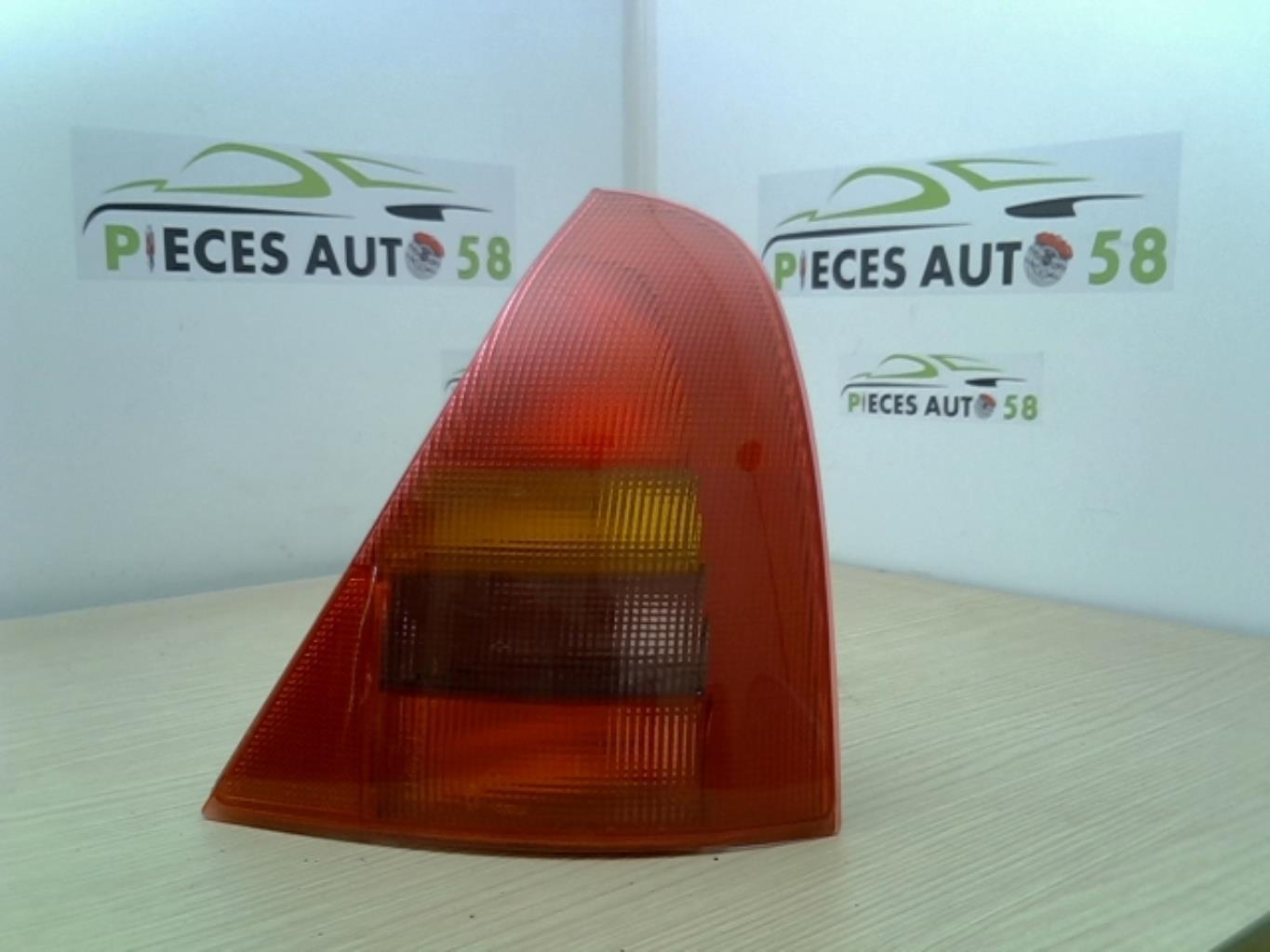 Feu arriere principal droit (feux) RENAULT CLIO 2 PHASE 1 Essence - 1