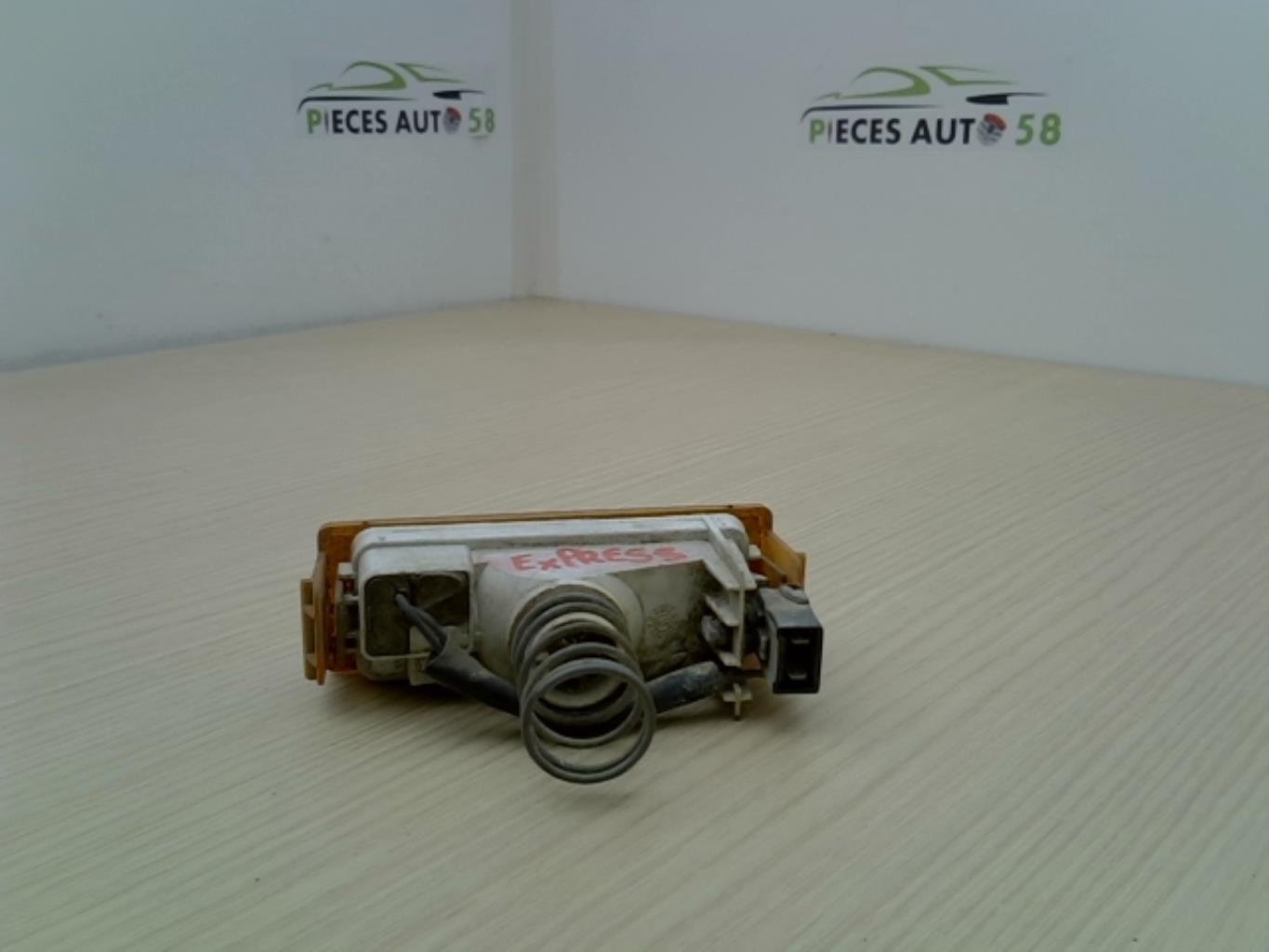 Optique avant secondaire droit (feux)(clignotant) RENAULT EXPRESS PHASE 1  - 1