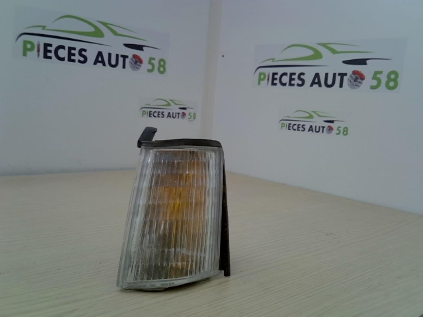 Optique avant secondaire gauche (feux)(clignotant) RENAULT R21 PHASE 1  - 1