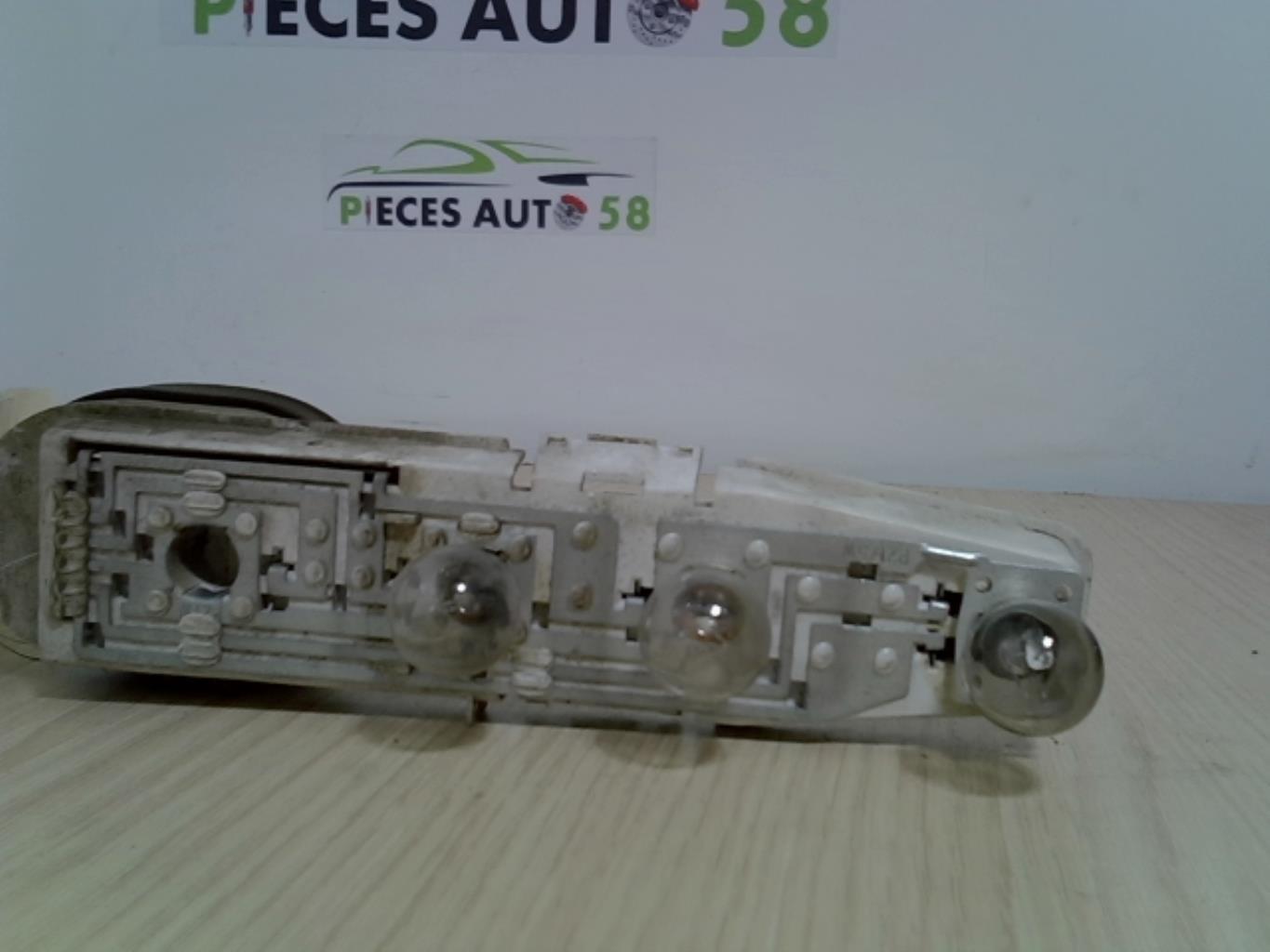 Platine feu arriere droit RENAULT ESPACE 2 PHASE 1 Diesel - 1