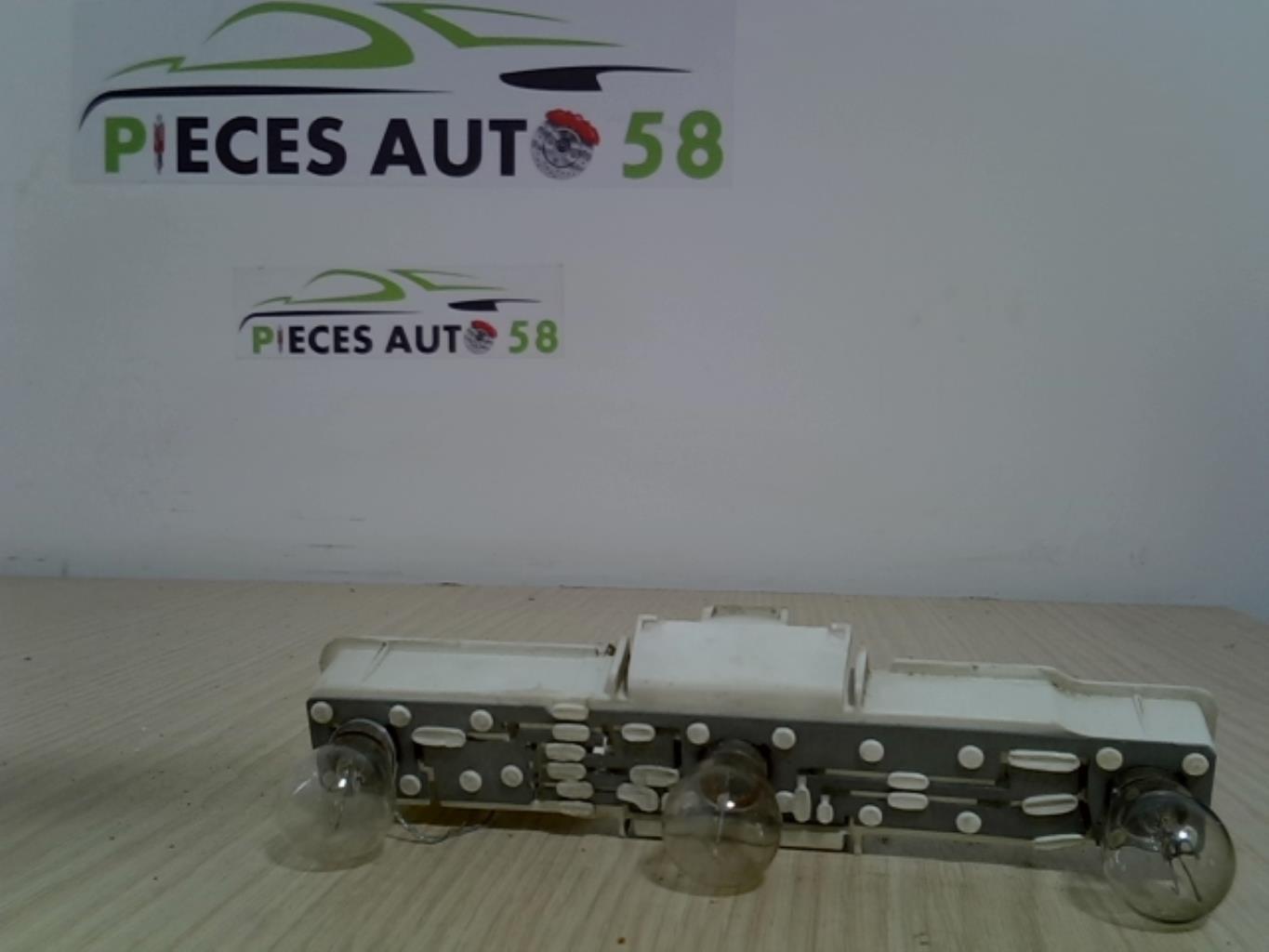 Platine feu arriere droit RENAULT EXPRESS  - 1