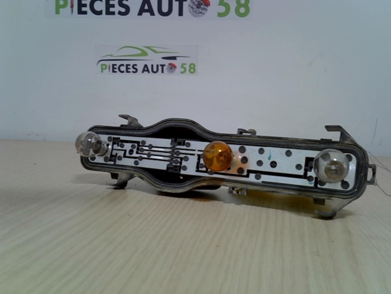 Platine feu arriere droit RENAULT ESPACE 4 PHASE 1 Diesel - 1