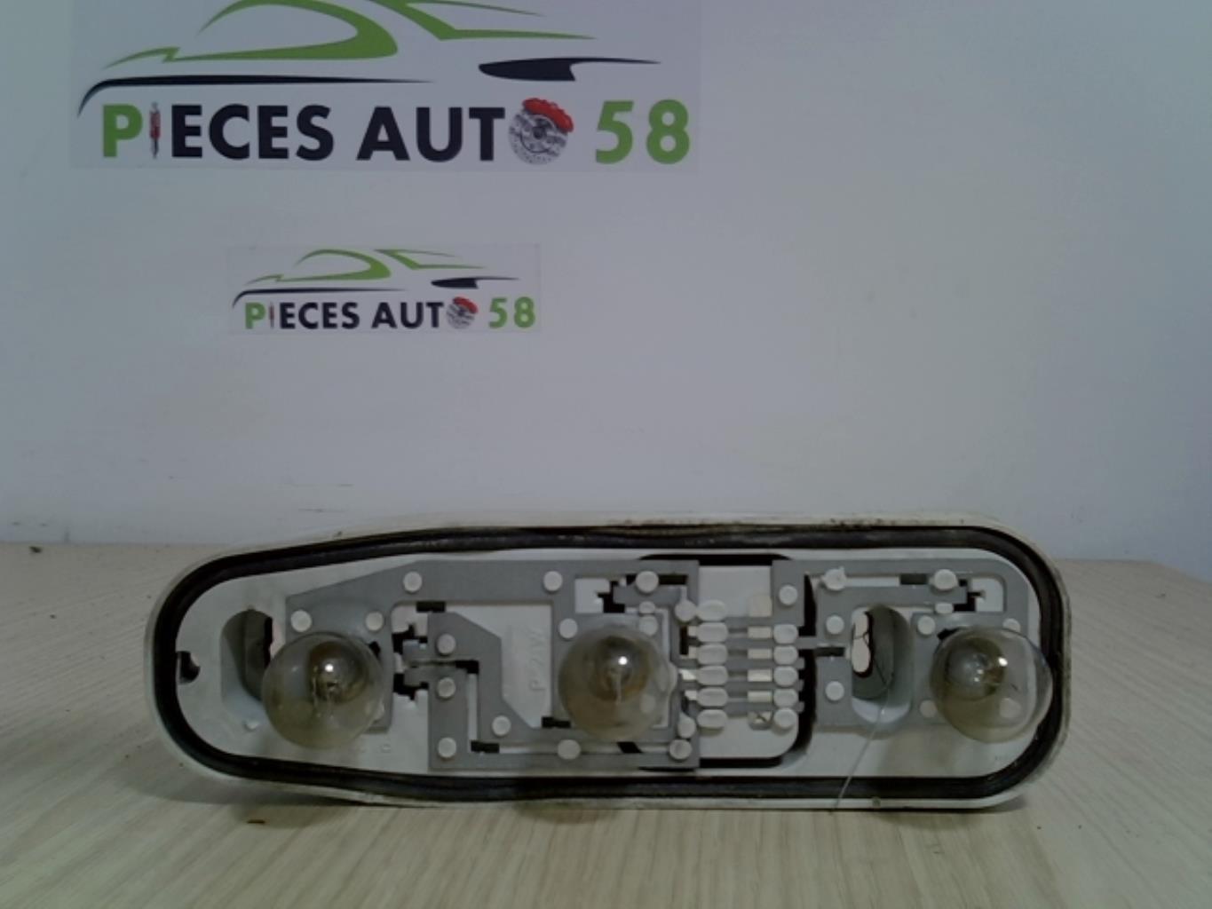 Platine feu arriere droit RENAULT TWINGO 1 PHASE 2 Essence - 1
