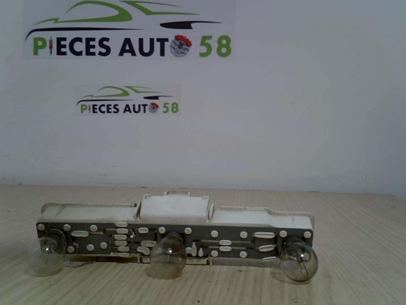 Platine feu arriere droit RENAULT EXPRESS  - 1