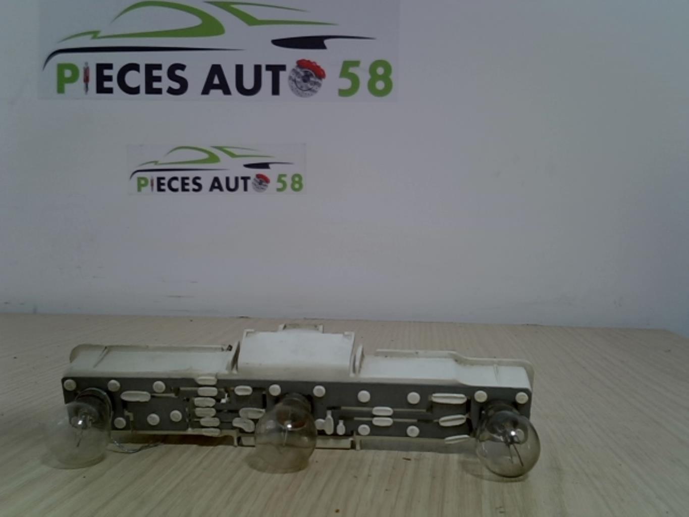 Platine feu arriere droit RENAULT EXPRESS  - 1
