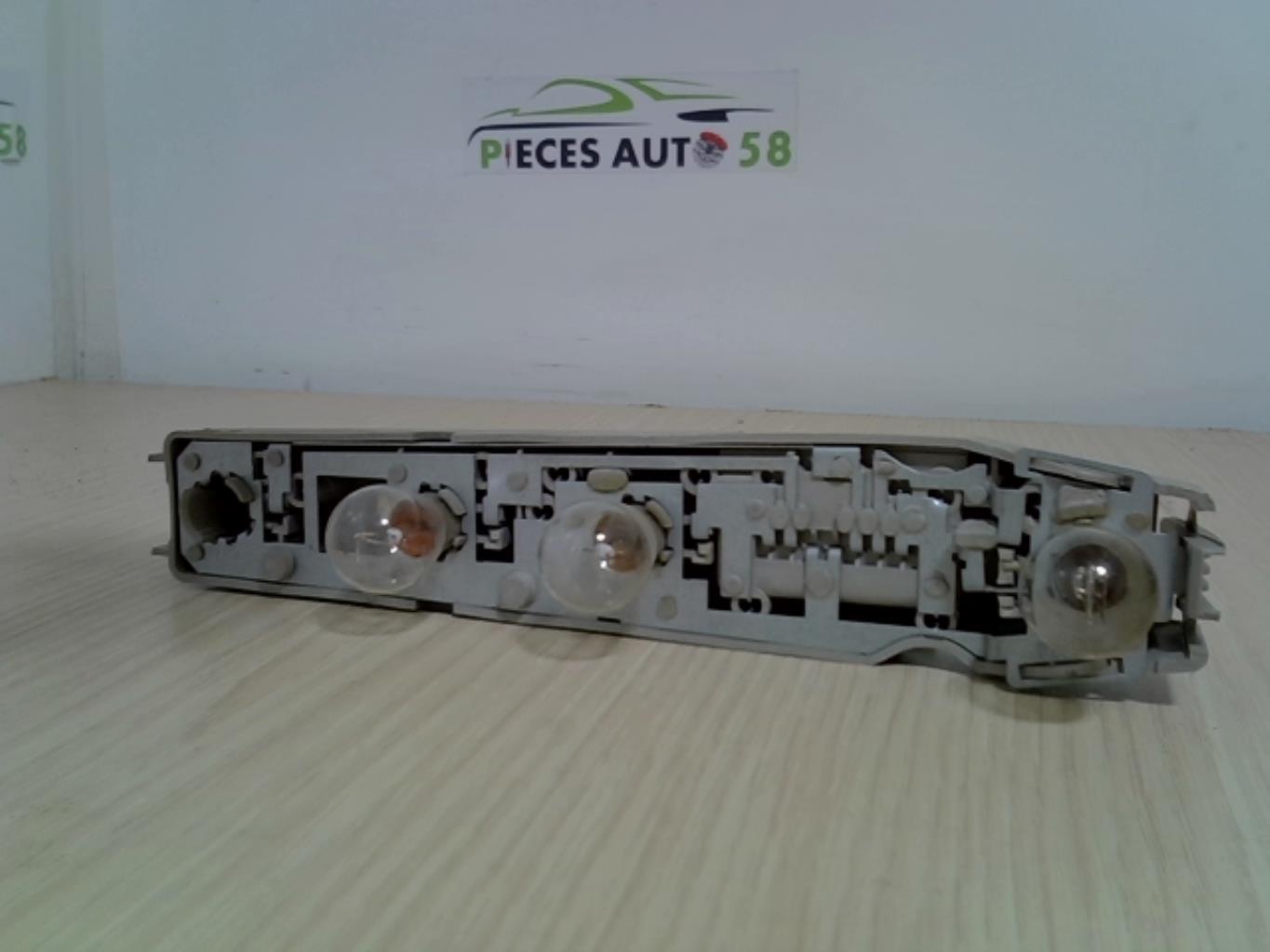 Platine feu arriere gauche FORD ESCORT 2  - 1