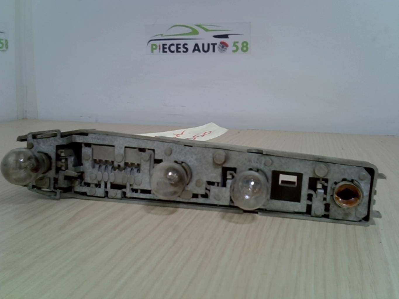 Platine feu arriere gauche FORD ESCORT 2  - 1