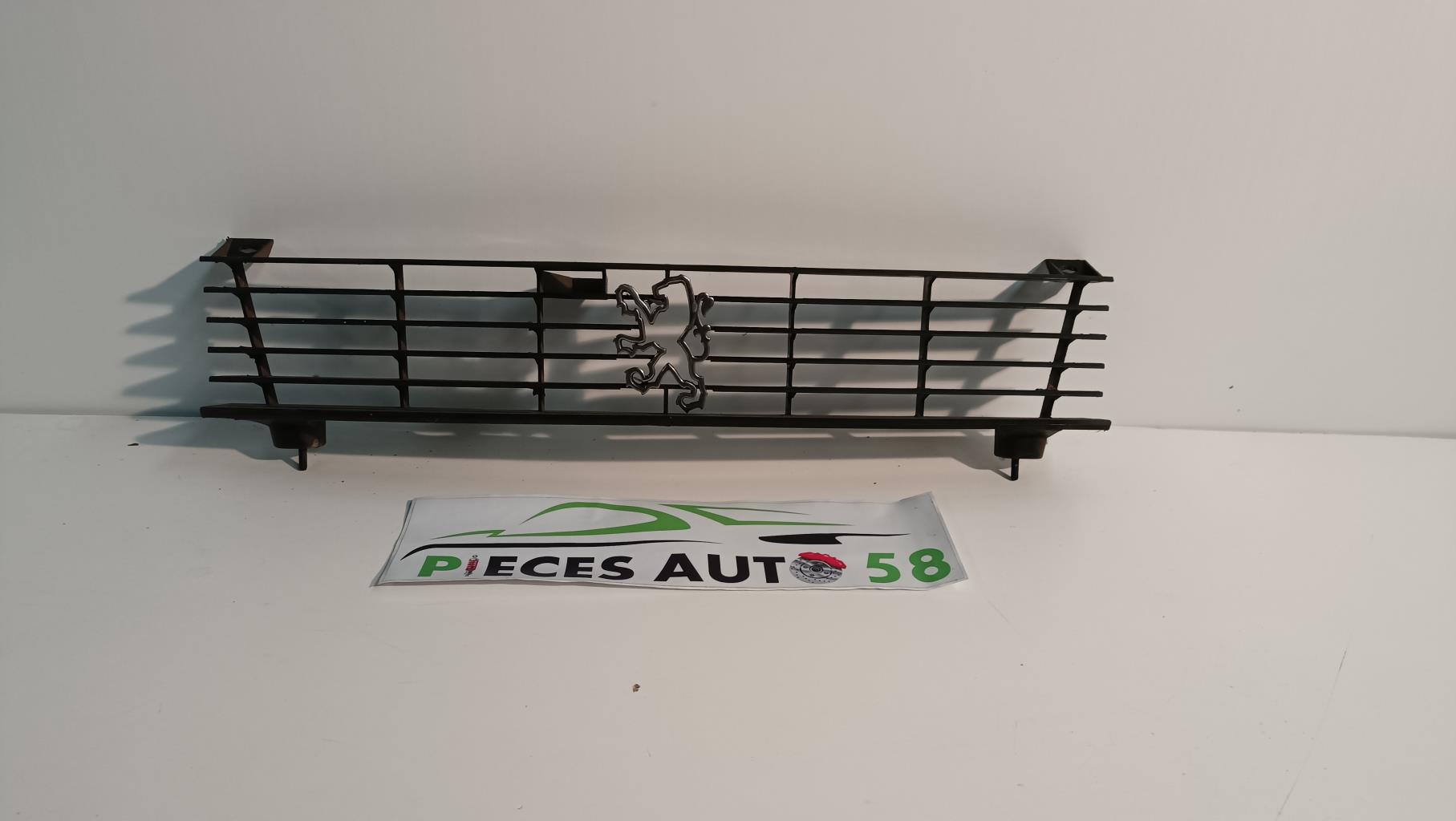 Calandre PEUGEOT 305  - 1