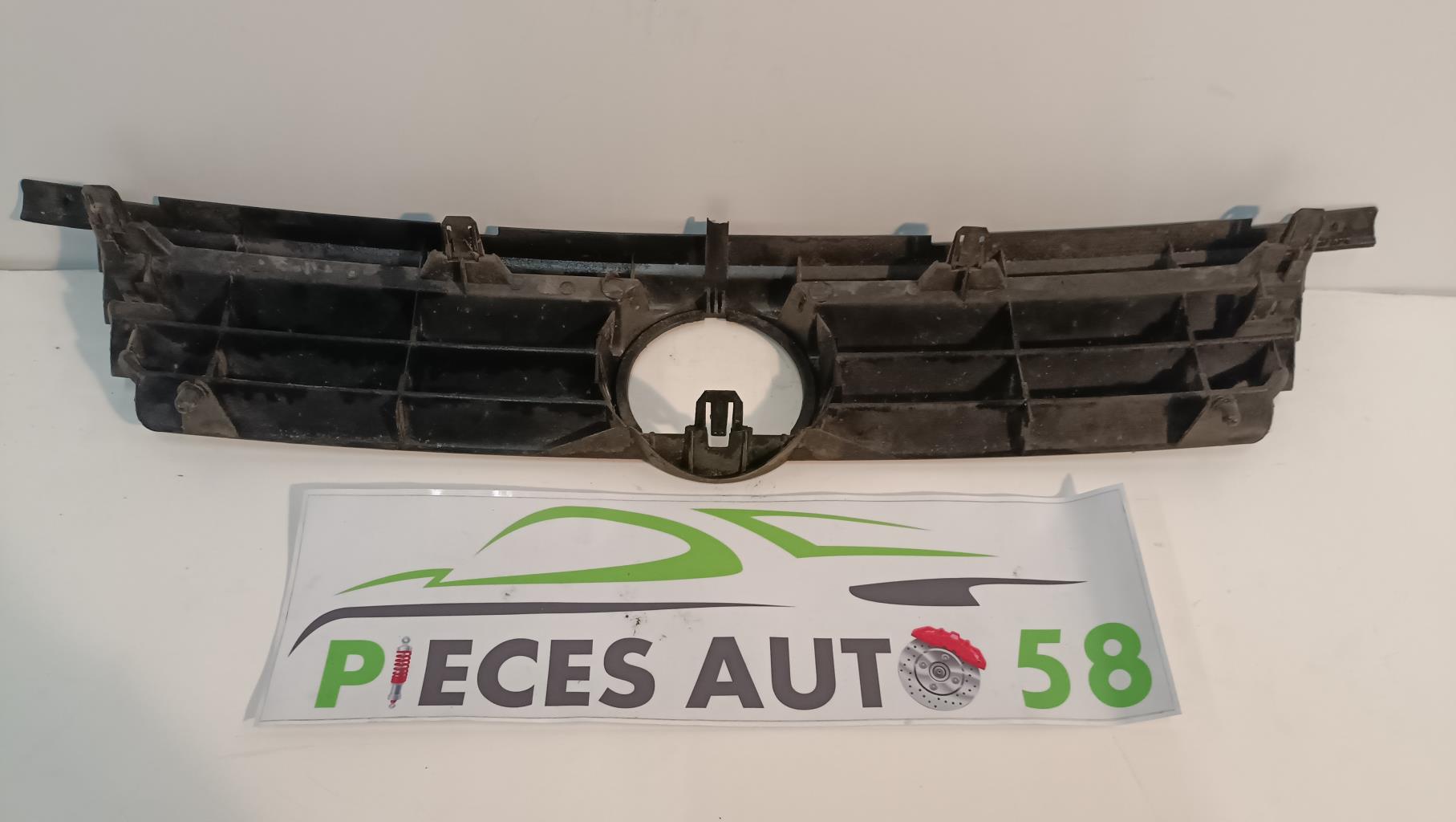 Calandre VOLKSWAGEN POLO 3 PHASE 1  - 1