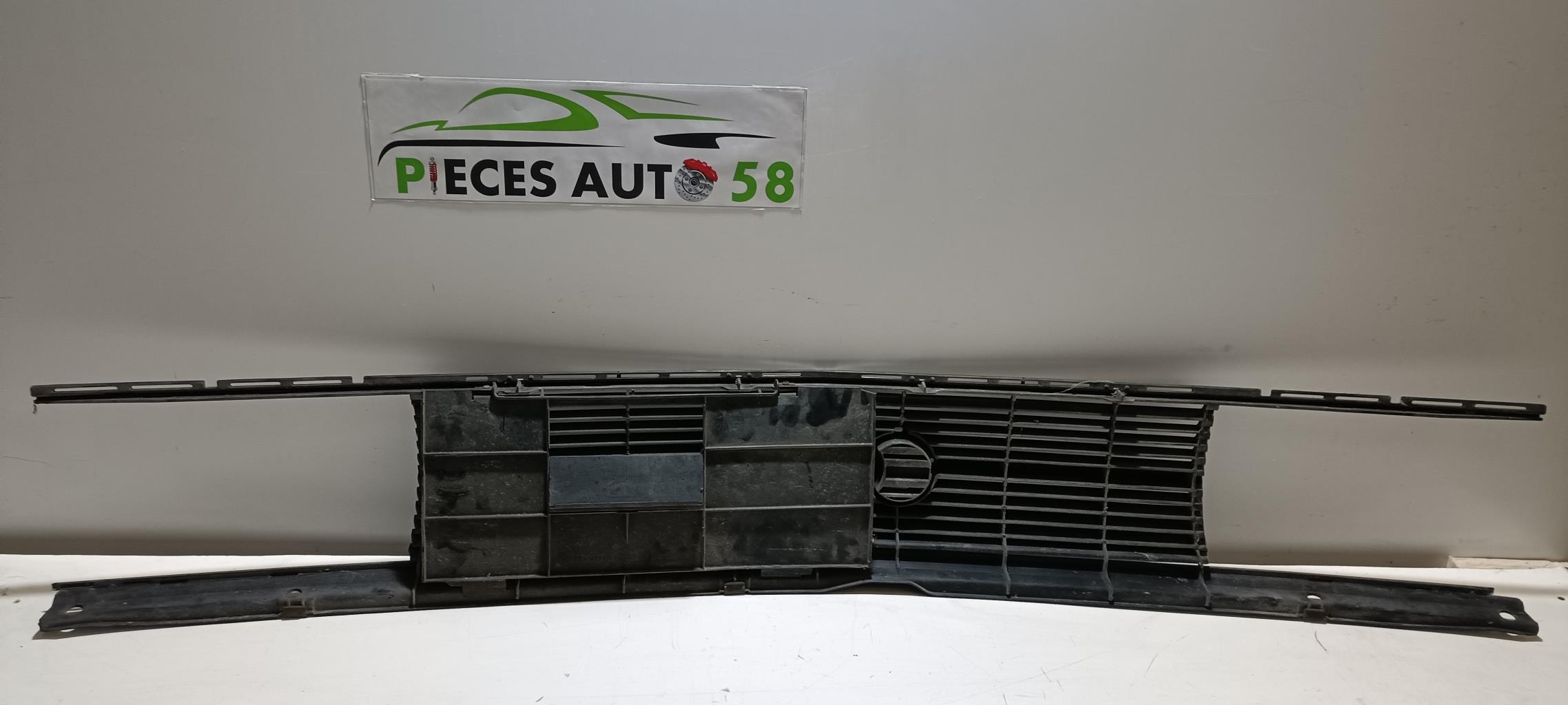 Calandre AUDI 100 1 AVANT PHASE 1 BREAK  - 1