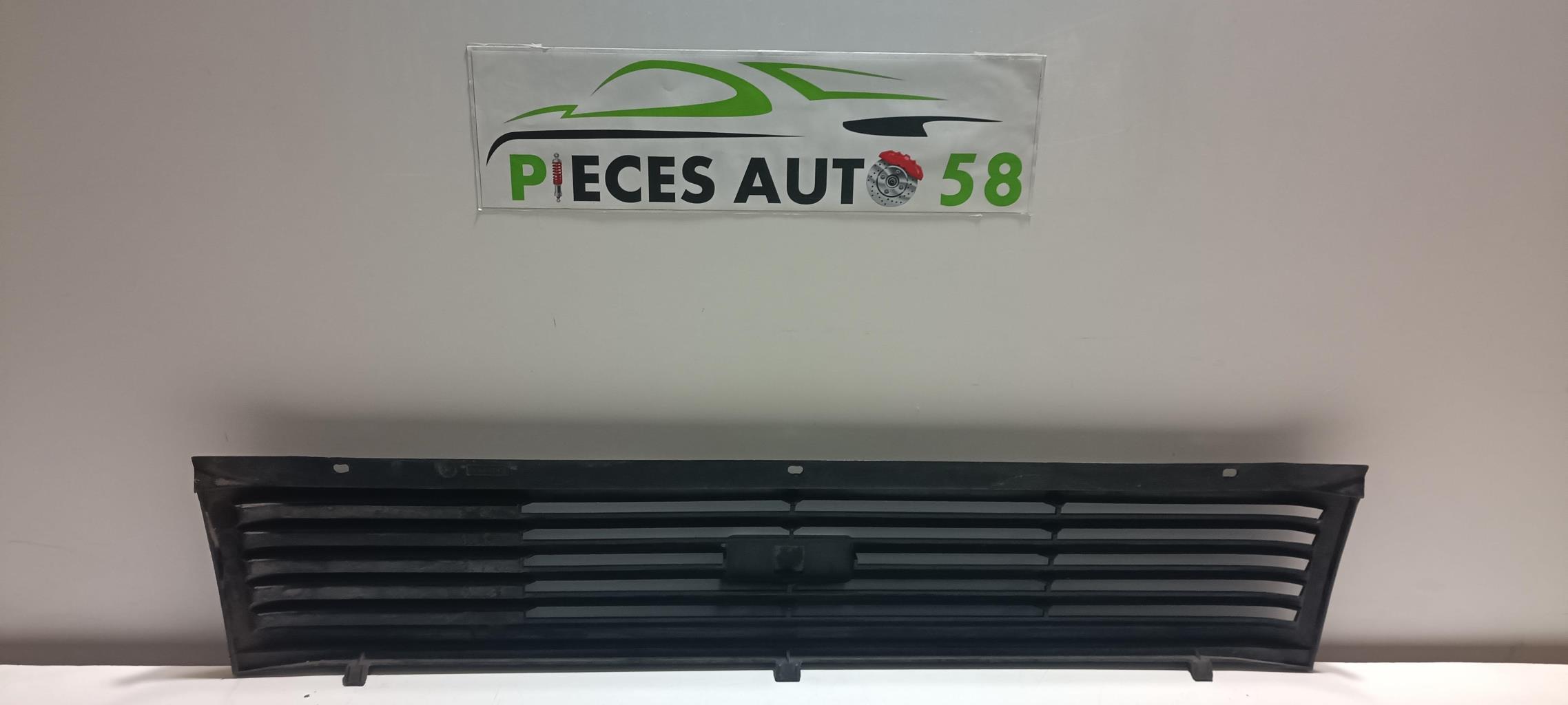 Calandre AUSTIN METRO  - 1