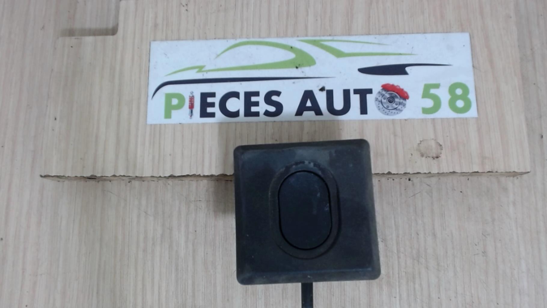 Bouton de coffre CITROEN BX  - 1