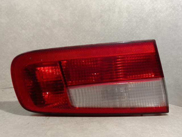 Feu arriere secondaire droit (feux) RENAULT LAGUNA 2 PHASE 1 Diesel - 1