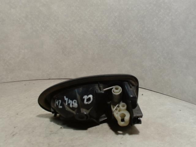 Poignee interieur avant gauche RENAULT CLIO 2 PHASE 2 Diesel - 1