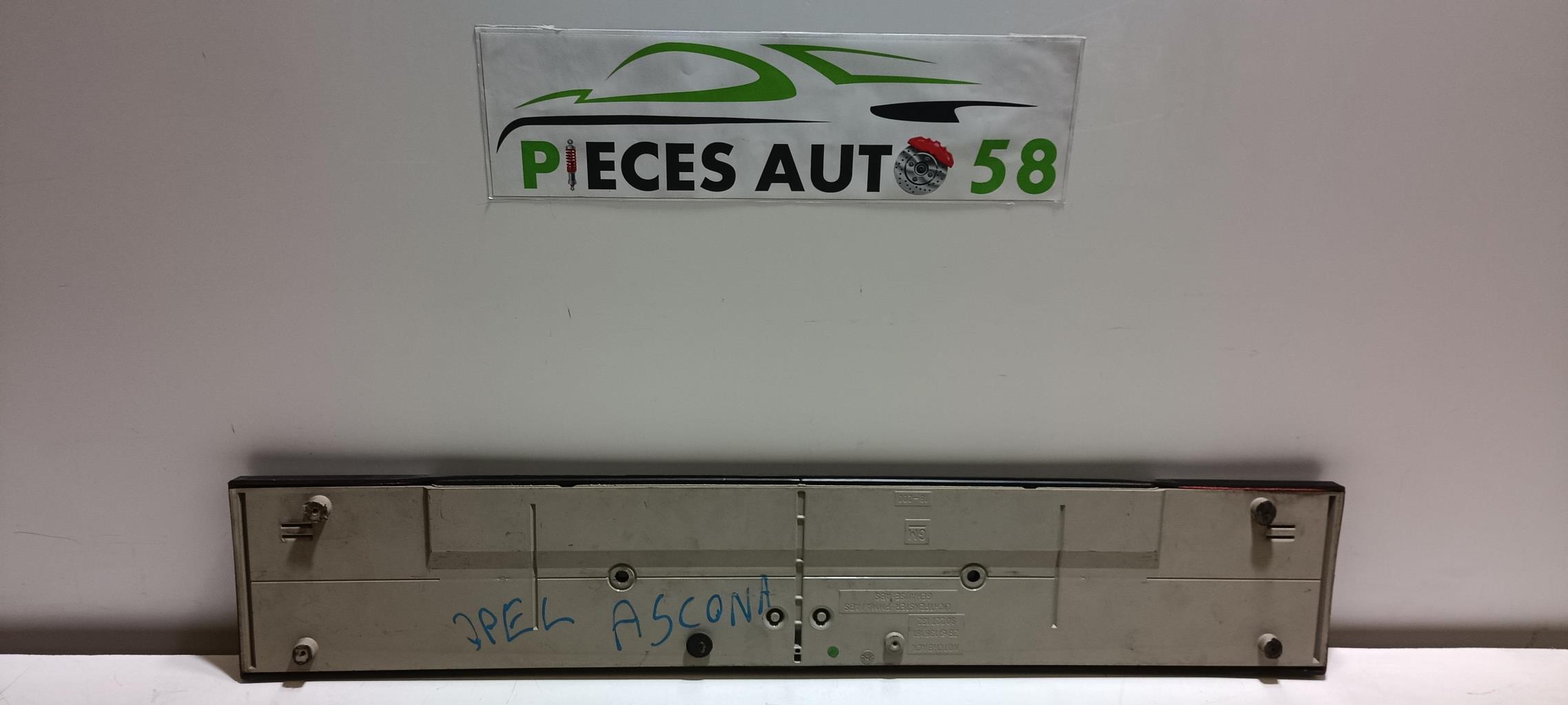 Bandeau de feu malle/hayon OPEL ASCONA C  - 1