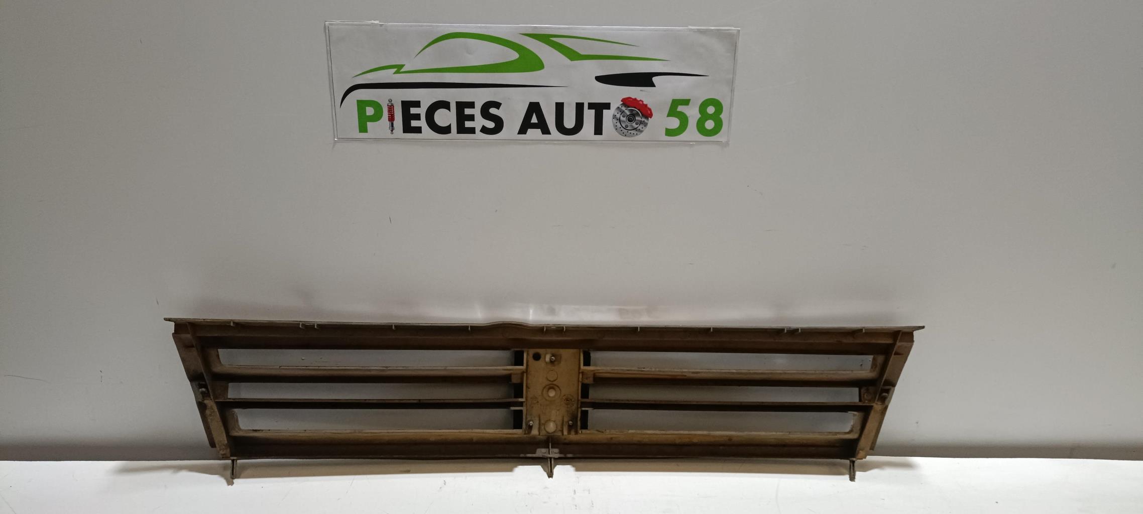 Calandre PEUGEOT 309 PHASE 1  - 1