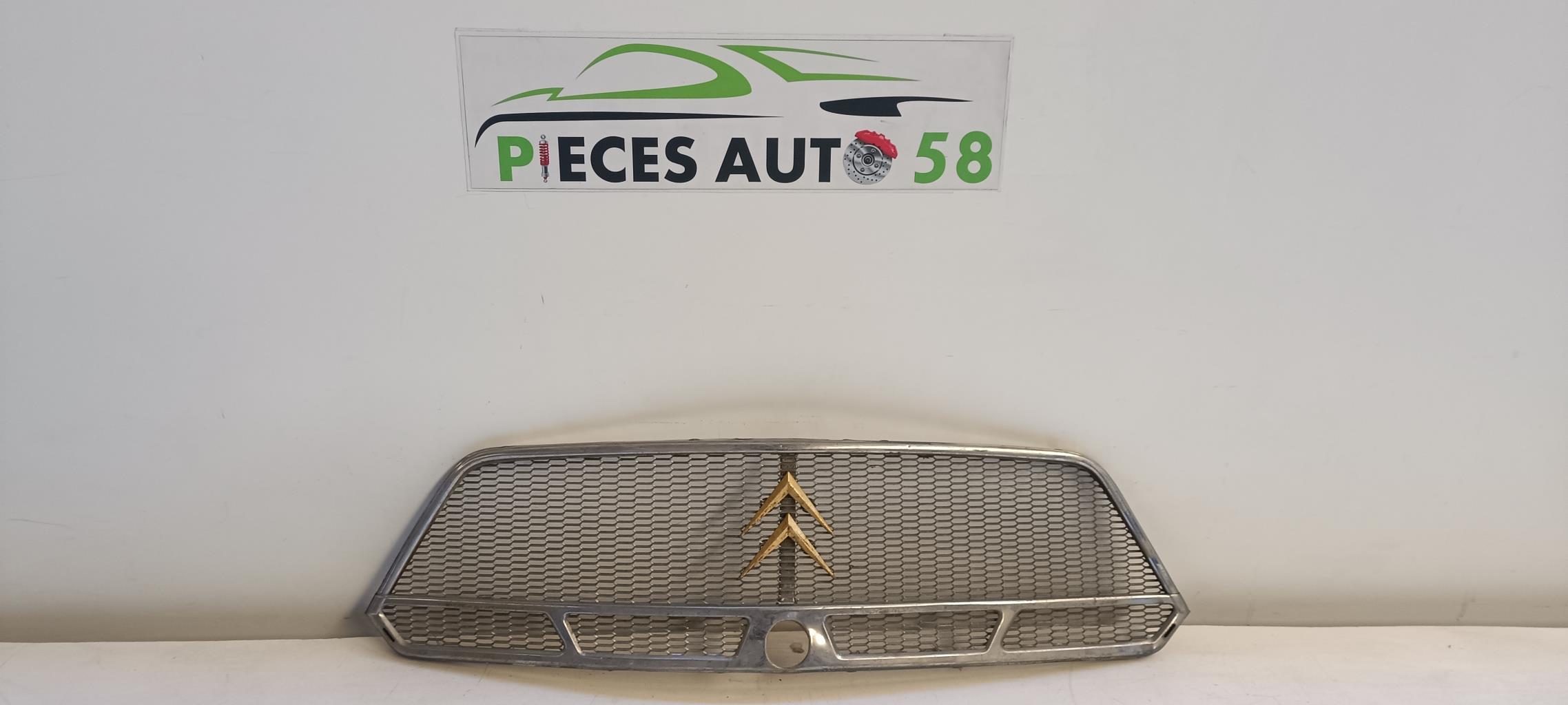 Calandre CITROEN AMI8  - 1
