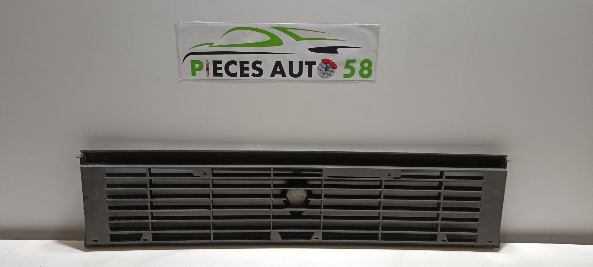 Calandre RENAULT R6 Essence - 1