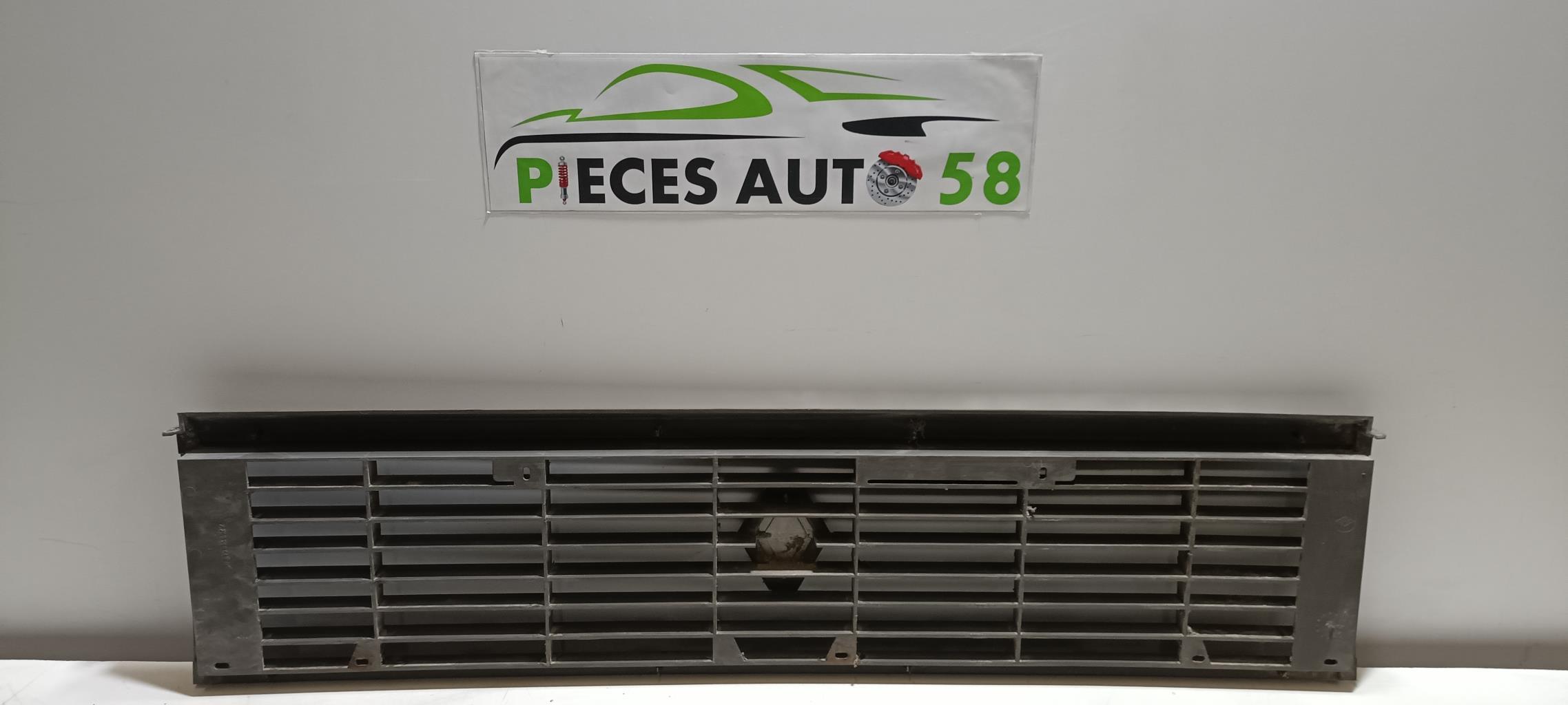 Calandre RENAULT R6 Essence - 1