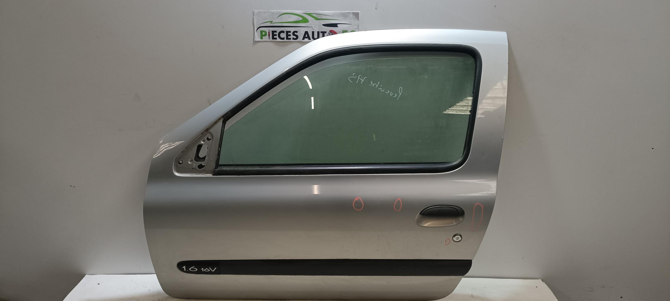 Porte avant gauche RENAULT CLIO 2 PHASE 2 Essence - 1