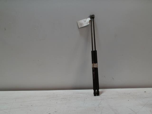 Verin de coffre AUSTIN METRO  - 1