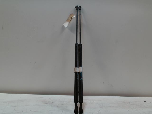 Verin de coffre RENAULT SUPER 5  - 1