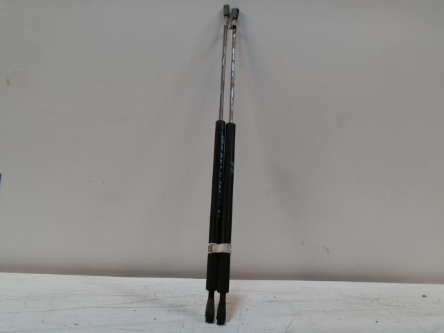 Verin de coffre RENAULT SUPER 5  - 1