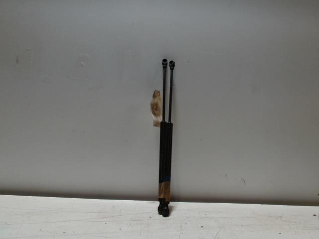 Verin de coffre RENAULT CLIO 1 PHASE 2 Diesel - 1