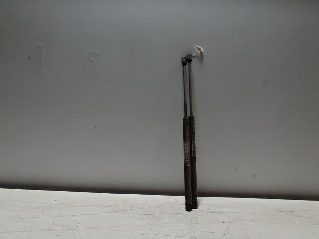 Verin de coffre FIAT PUNTO 2 PHASE 1 Essence - 1