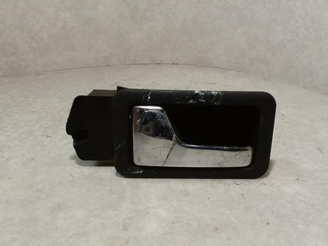 Poignee interieur arriere gauche AUDI 80 1  - 1
