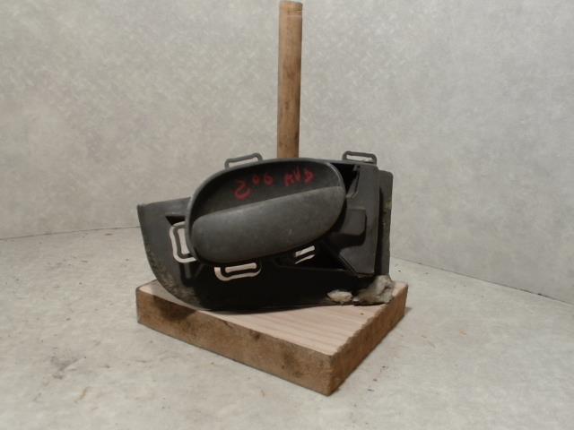 Poignee interieur avant droit PEUGEOT 206 PHASE 1 Diesel - 1